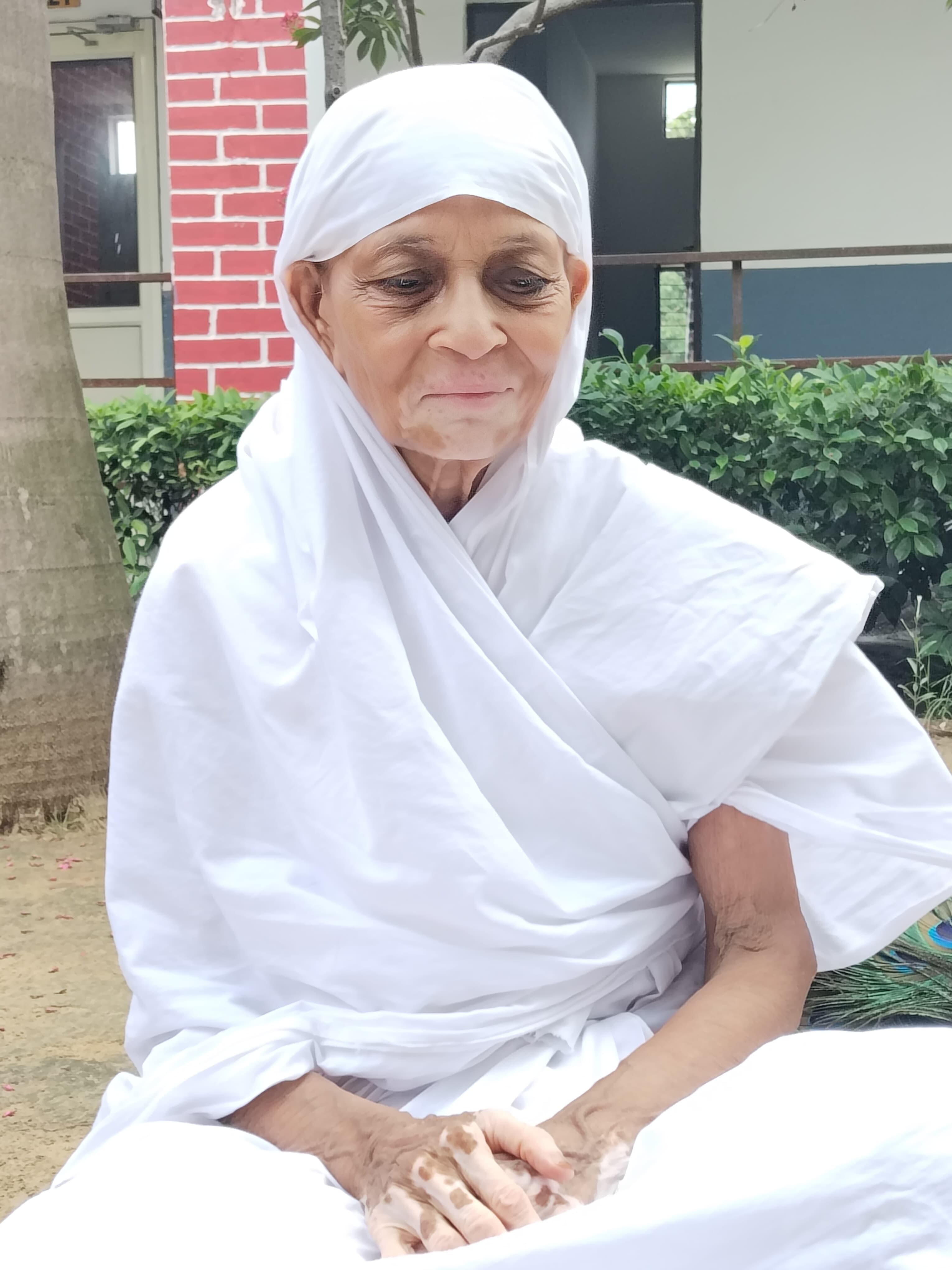 क्षुल्लिका श्री सरलनन्दिनी माताजी