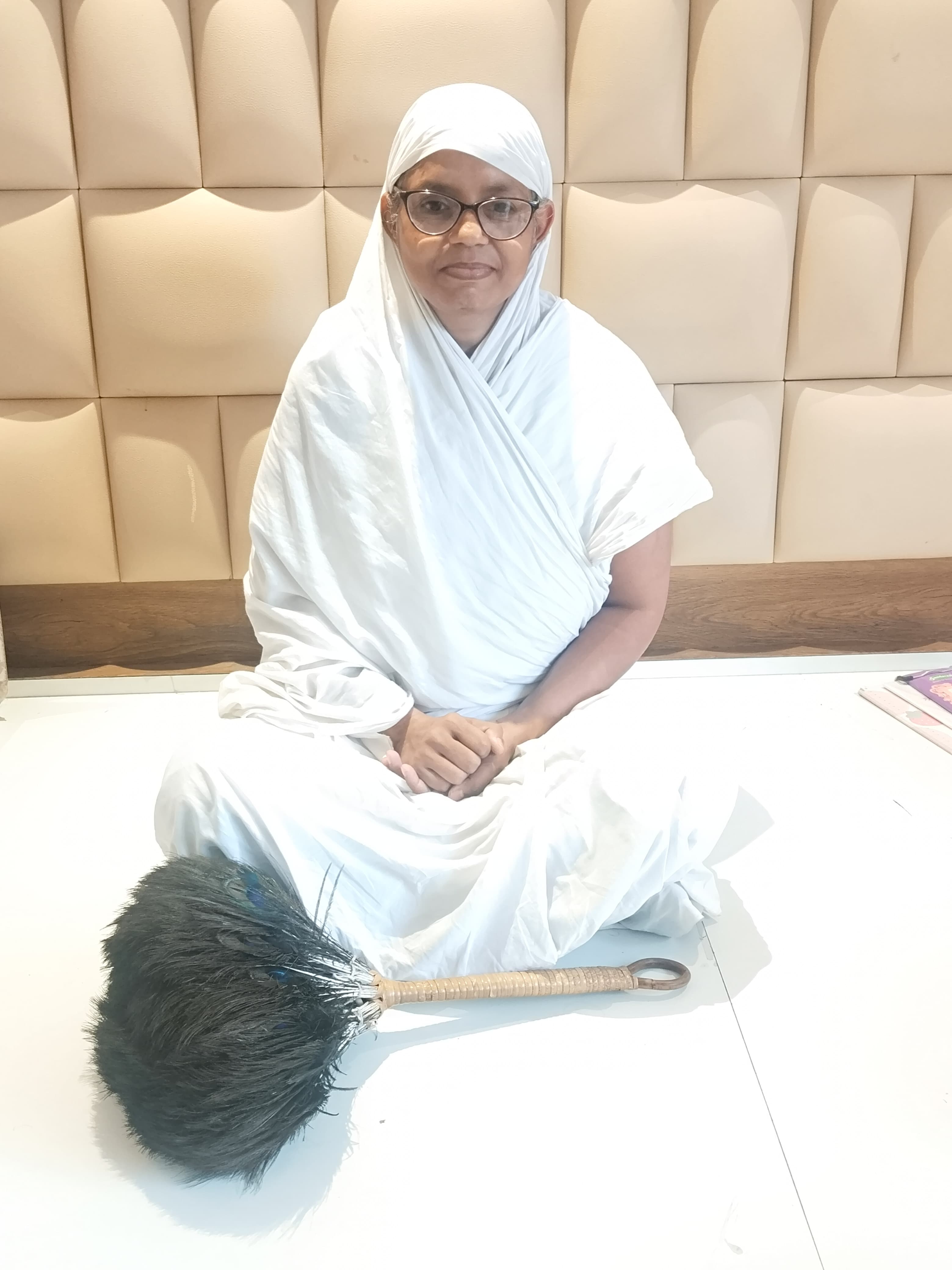 आर्यिका श्री स्वभावनन्दिनी माताजी